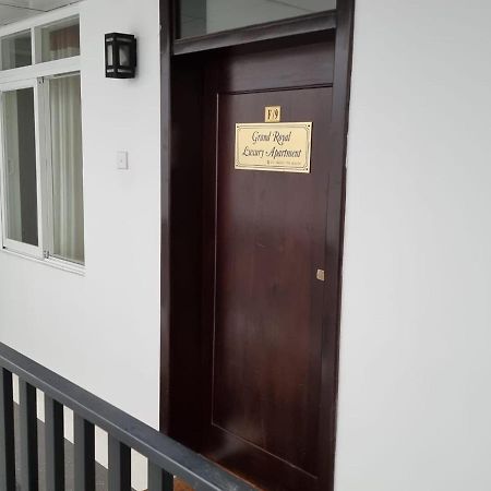 The Grand Royal Luxury Apartment Nuwara Eliya Kültér fotó